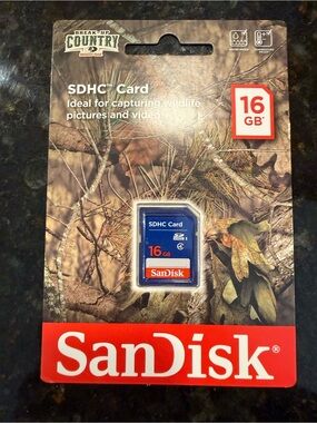 SanDisk SDHC Card 16gb New